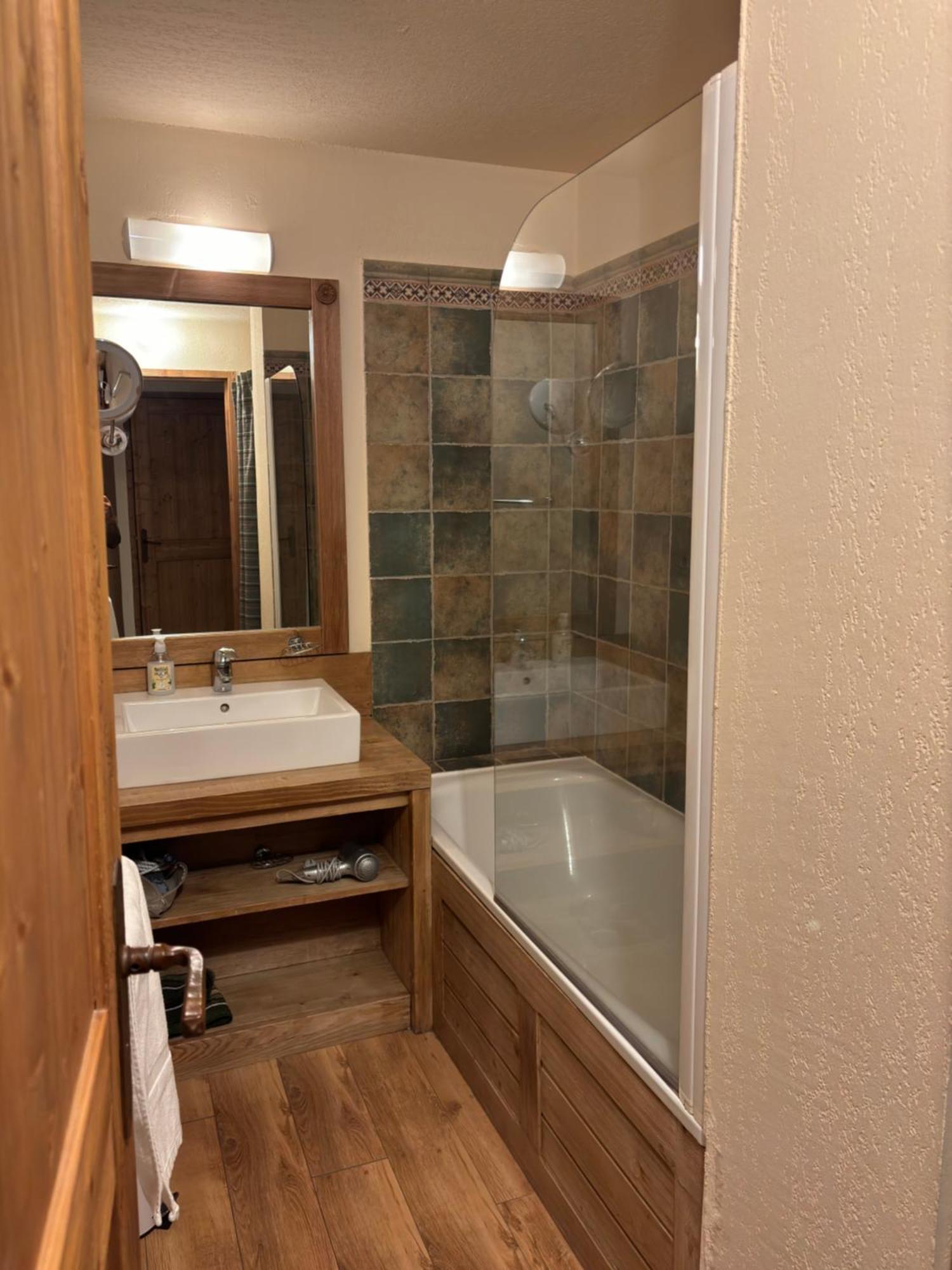 Sejour Spa Inclus Au Centre De St Lary 생라리술랑 객실 사진