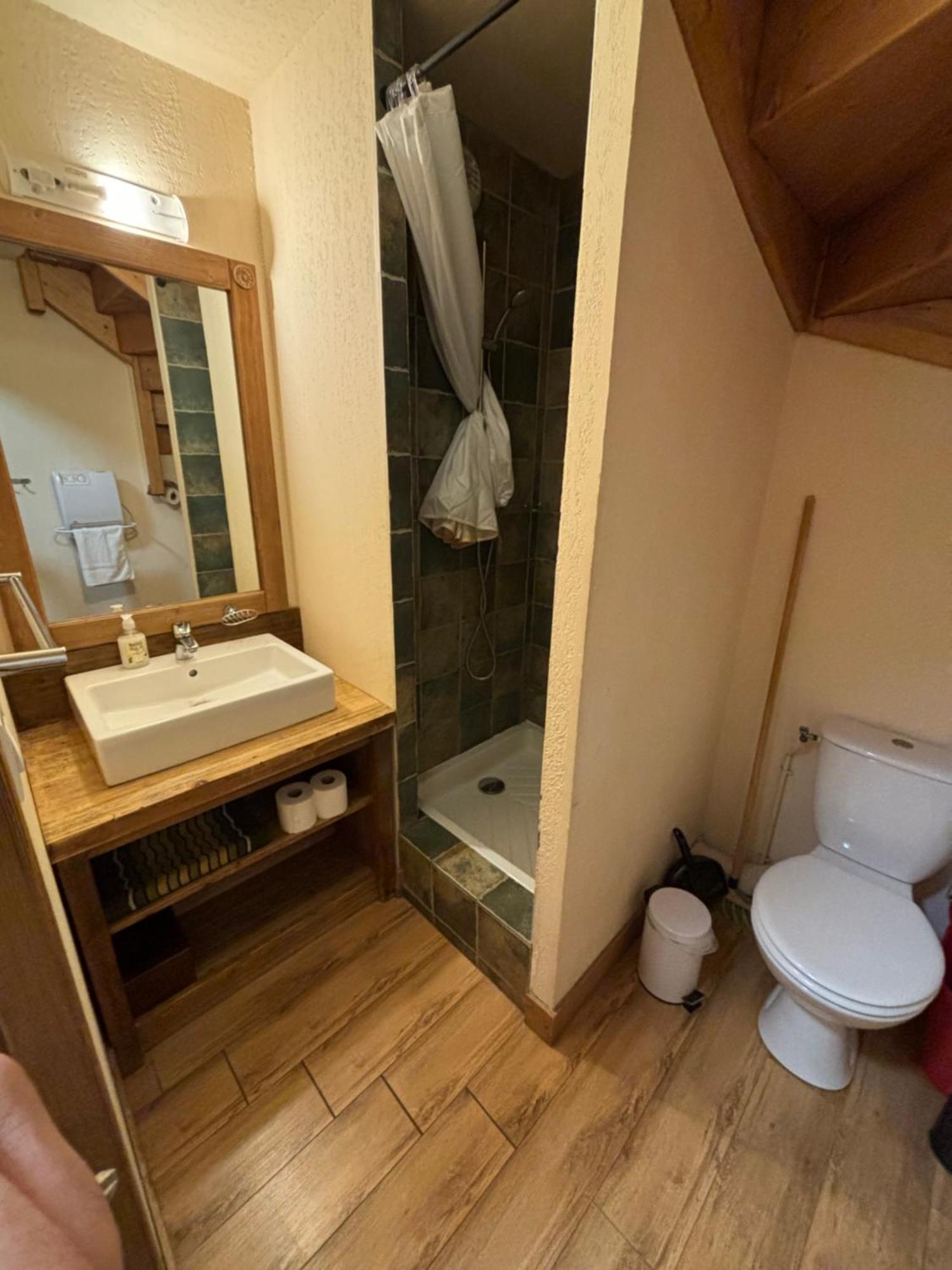 Sejour Spa Inclus Au Centre De St Lary 생라리술랑 객실 사진